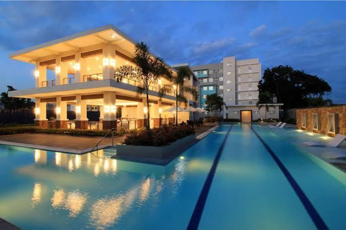 8 Spatial Condominium Davao ภายนอก รูปภาพ